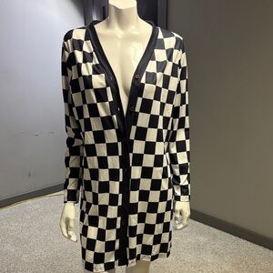 Checkered Black and White Women's lightweight polyester cardigan - size L